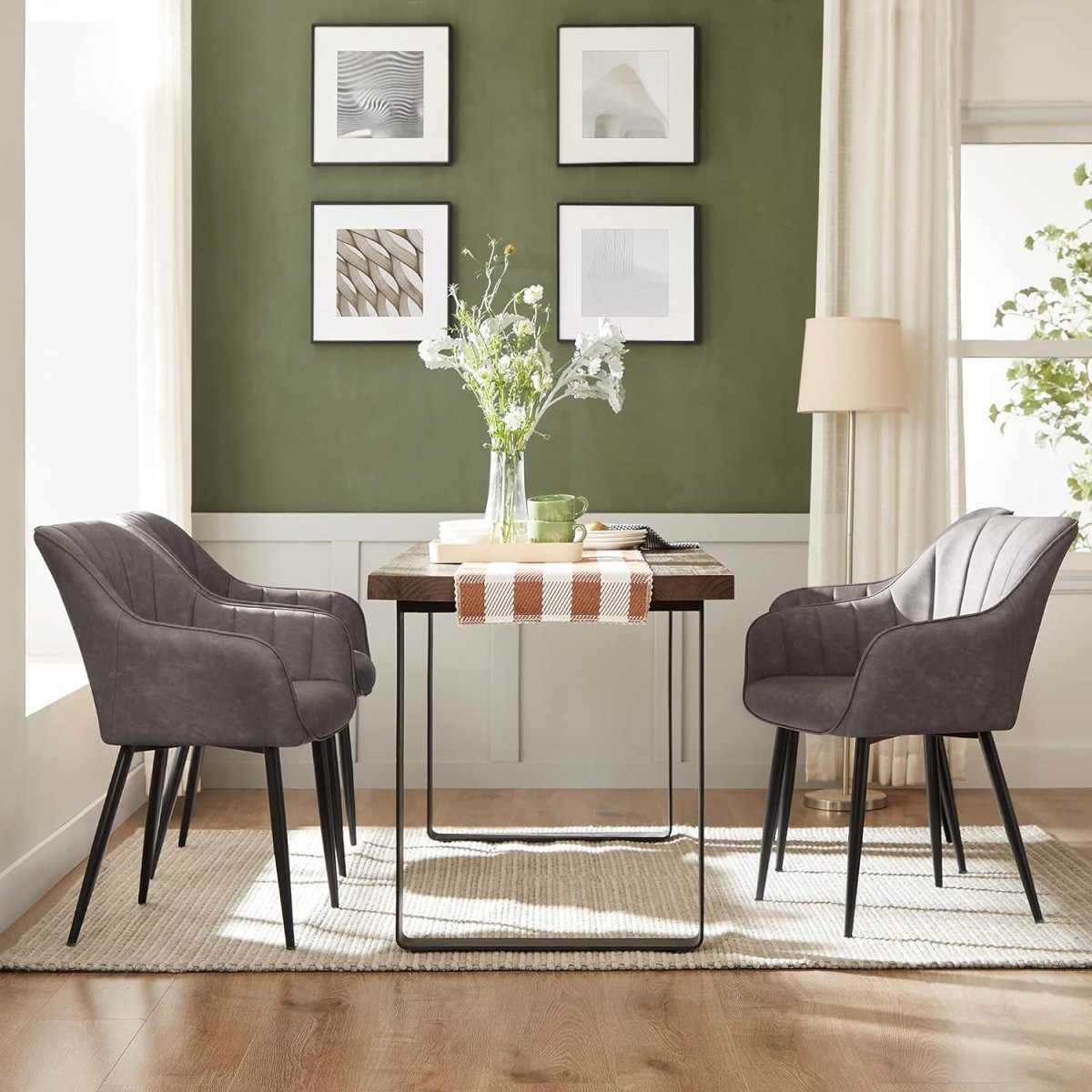 Comfortabele eetkamerstoel met armleuning - Modern design - De Vries Meubels