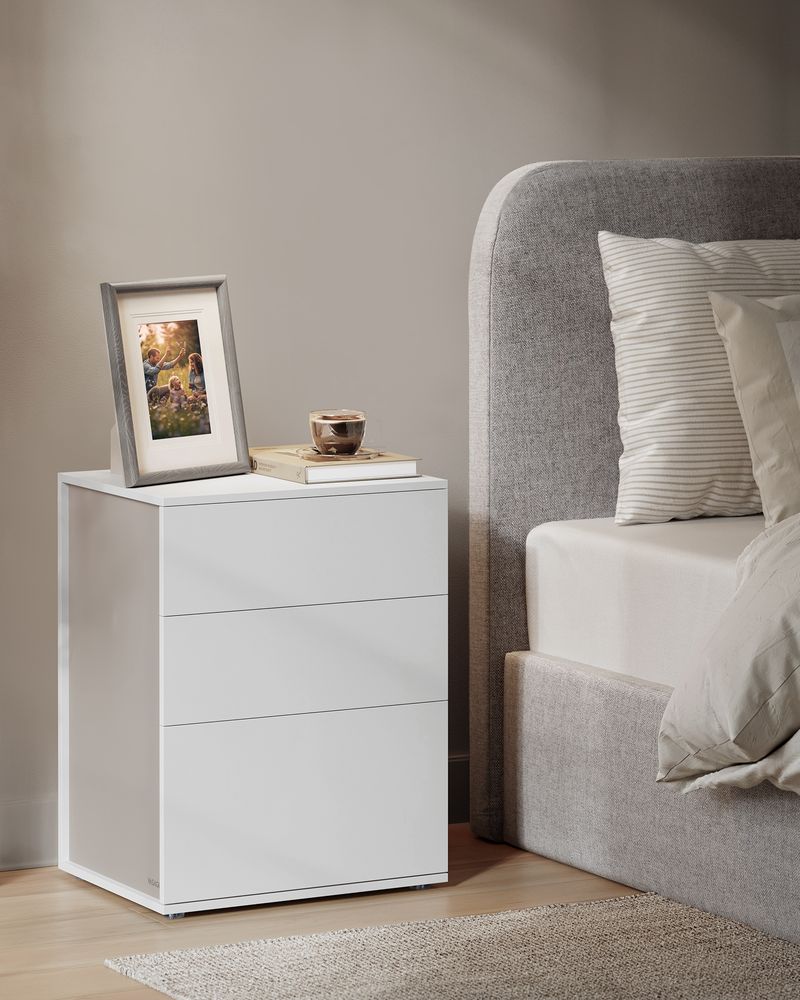 Nachtkastje met 3 Lades - Minimalistisch Design - De Vries Meubels